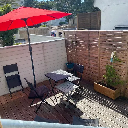 Studio Terrasse Proximite Plage! *